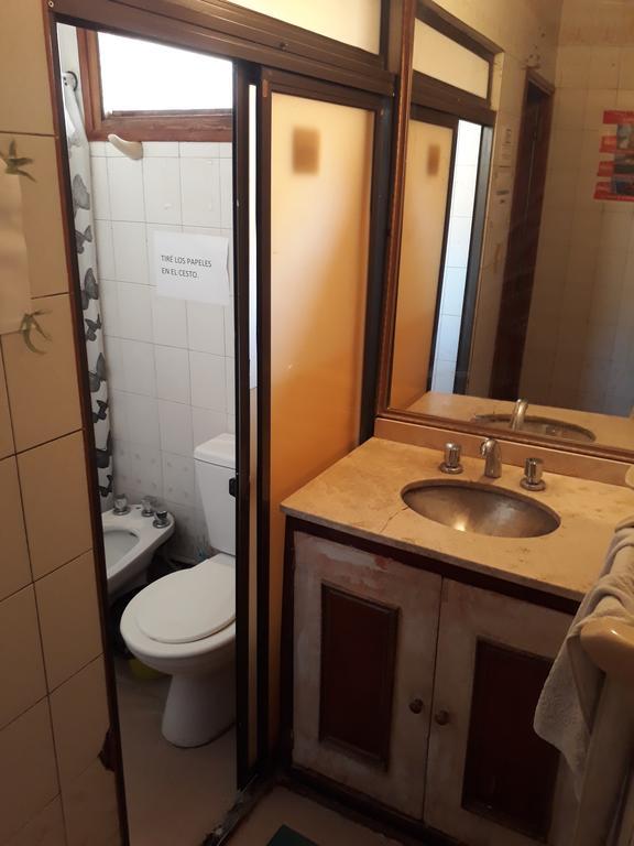 Hostel Parque Central Mendoza Luaran gambar