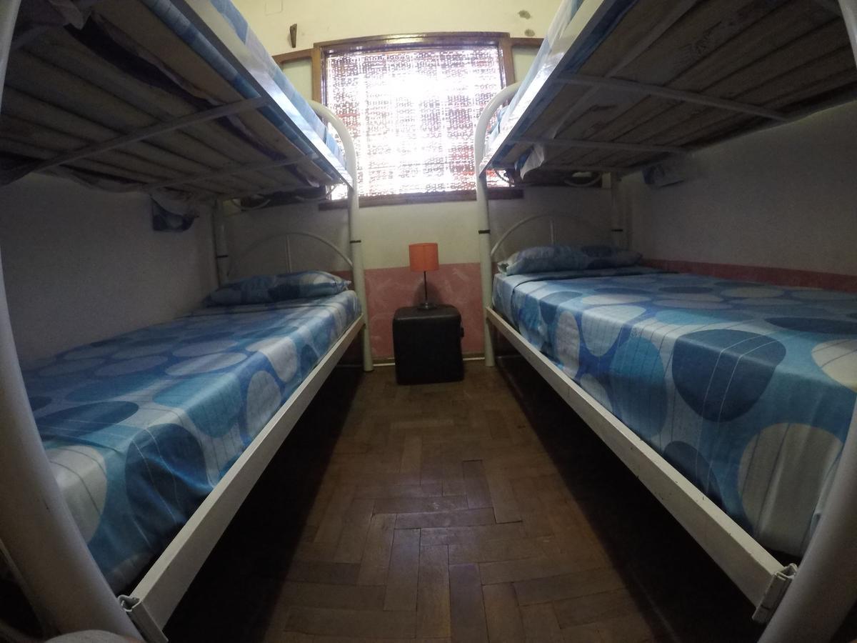 Hostel Parque Central Mendoza Luaran gambar