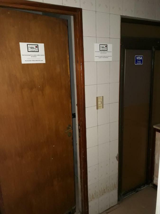 Hostel Parque Central Mendoza Luaran gambar